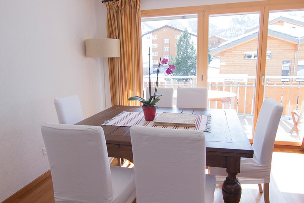 Chalet Haus Perla Saas-Fee Room photo